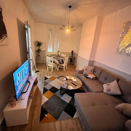 Appartement T3 En Plein Centre-ville Chatellerault, Châtellerault