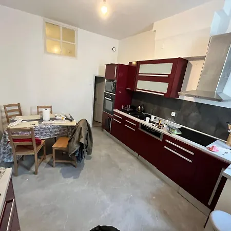 Appartement T3 En Plein Centre-ville Chatellerault, Châtellerault